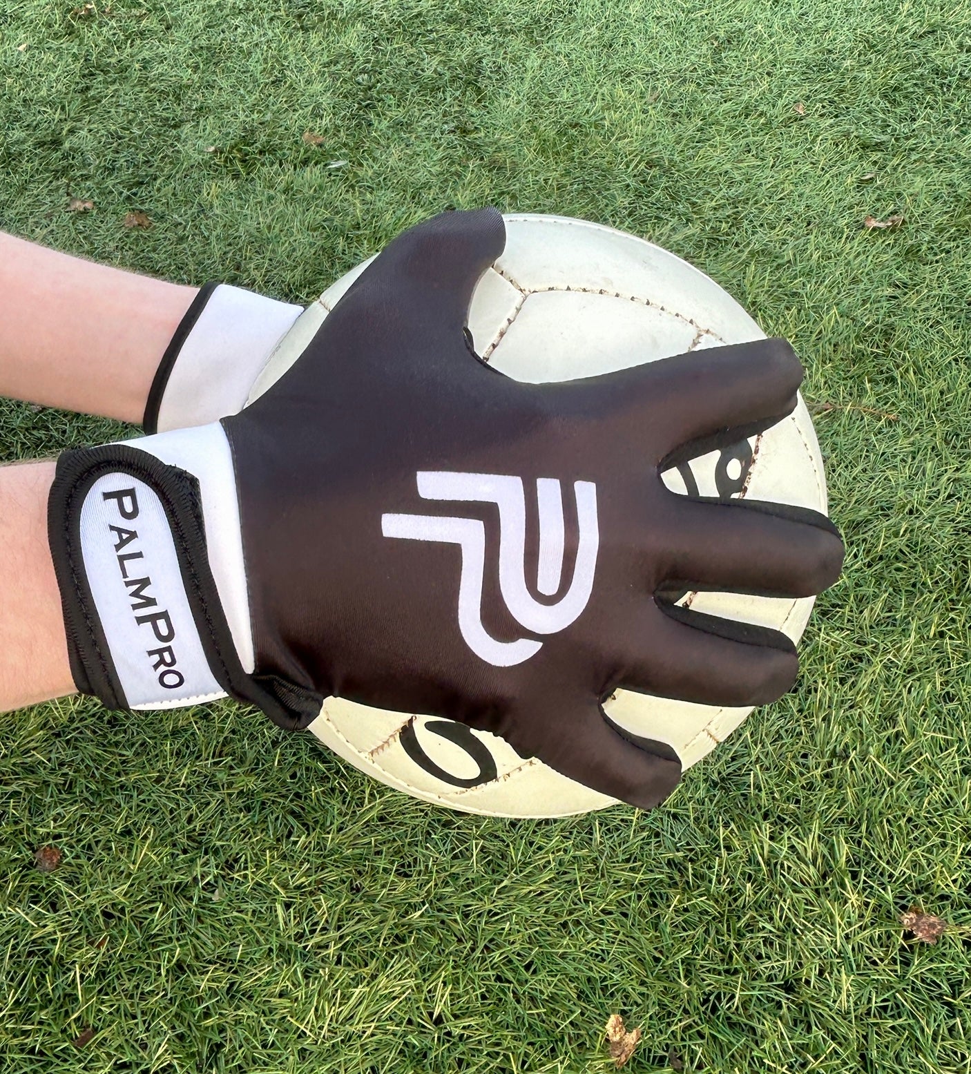 Black with White strap Gaelic Gloves